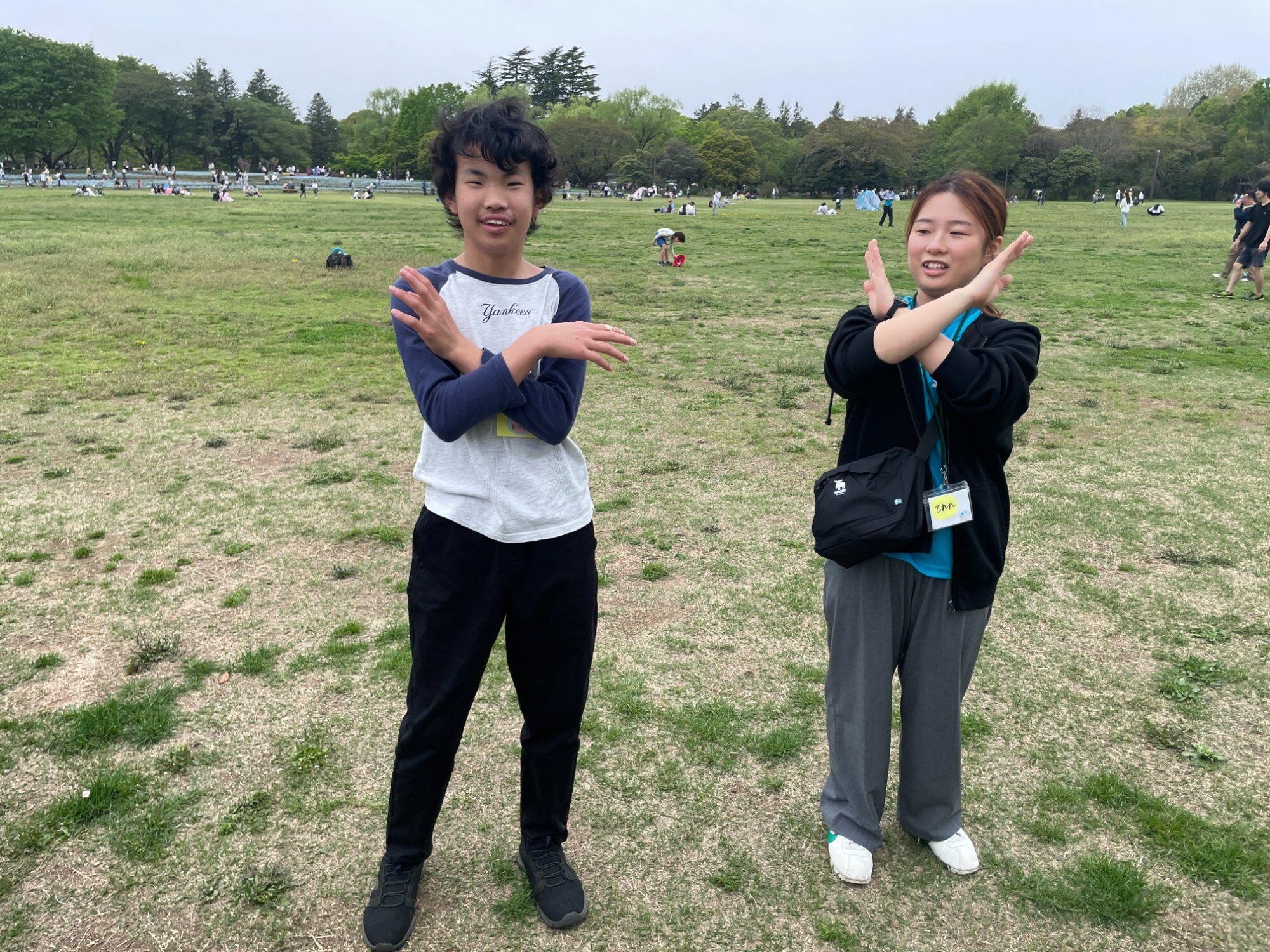 リーダーと子どもたちの活動の様子