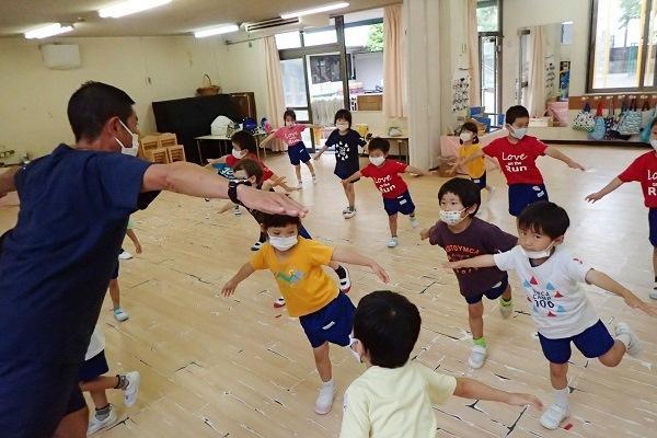 幼児体操クラス「ダンボ」