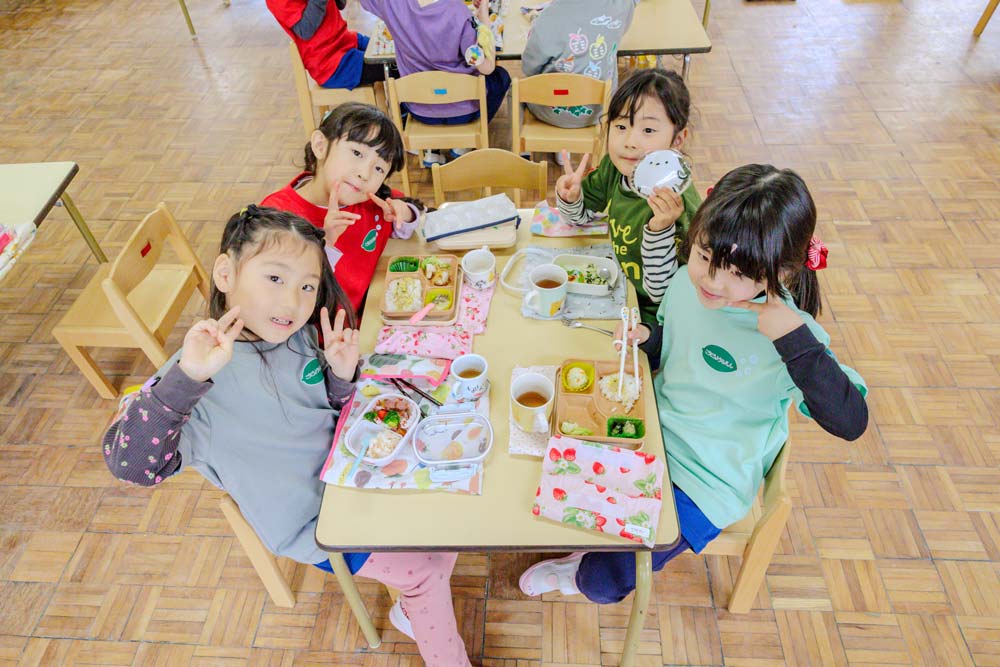 お弁当（土・水は11：30降園）
